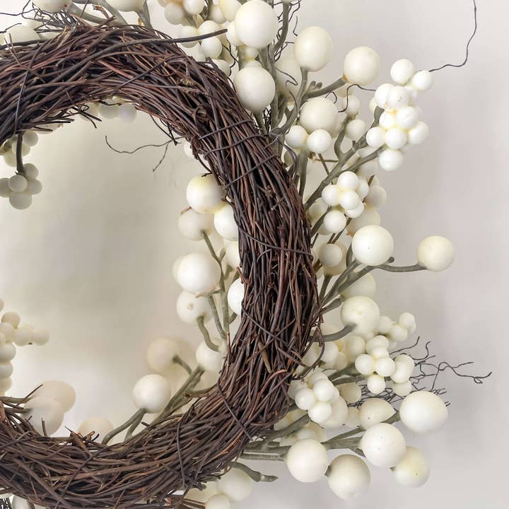 Hycroft Home Decor - Wholesale Wreath - Cream Ivory Berry Faux Christmas Wreath 14"4