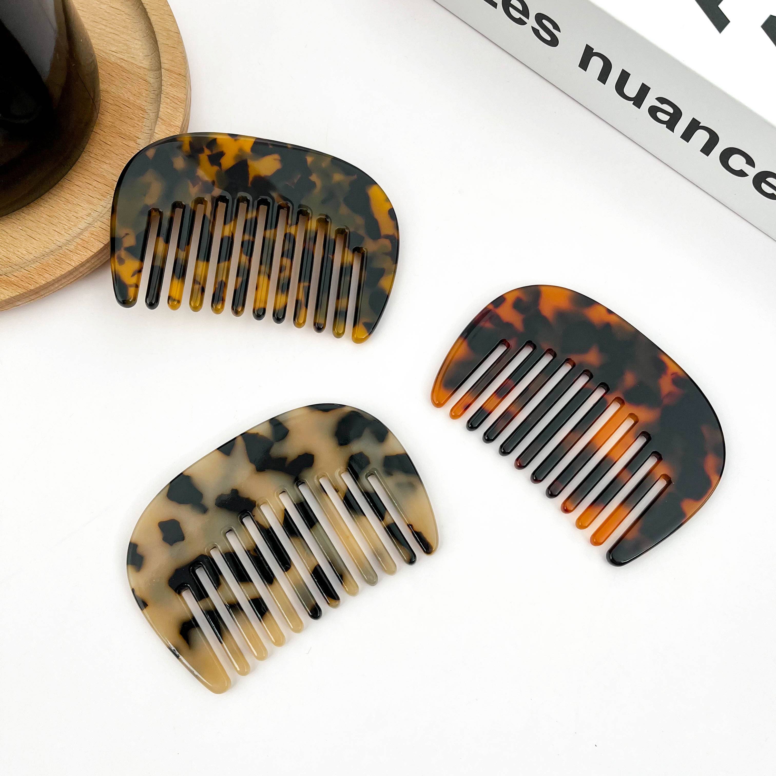 TheDivaSoap – wholesale Hair brush/comb – Acetate Color Comb, Portable Comb10