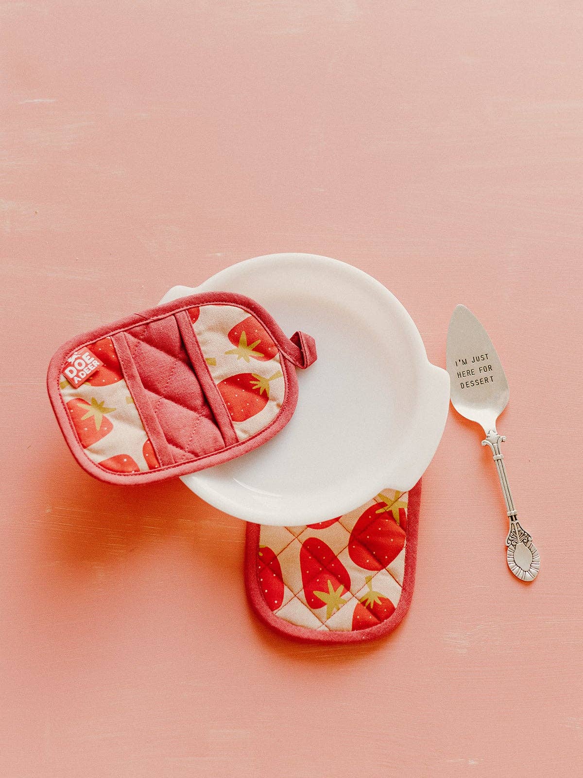 Doe A Deer - Wholesale Oven Mitt/Pot Holder - Strawberry Mini Mitts3