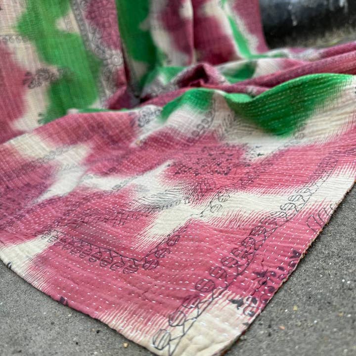 bhavnas boutique - Wholesale Quilt - Colorful Vintage kantha Quilt Indian Handmade Cotton Quilts