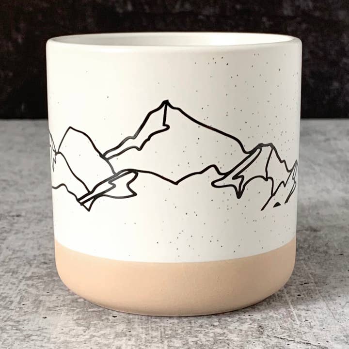 Mug en céramique Mountains pour la vente par Corvidae drawings & designs