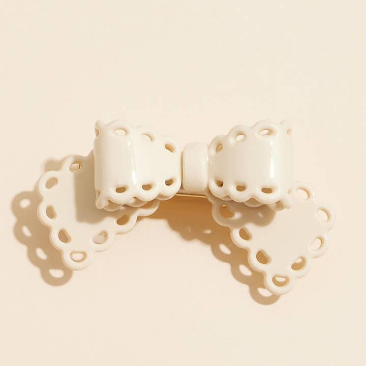 Frem - Wholesale Hair Clip - Women's - Scalloped Bow Hair Claw Clip