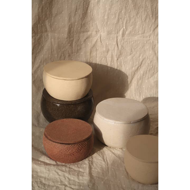 Boîte pour la vente par Marie Fekroun Ceramics