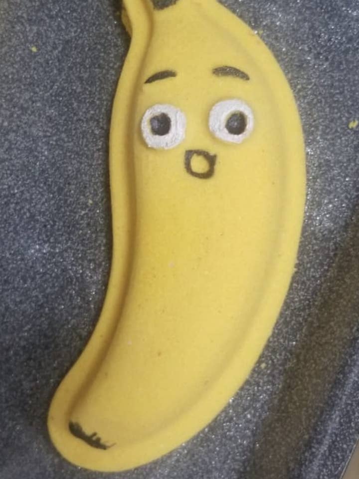 Billy banana (4) for wholesale by Simply Bubbles Wholesale