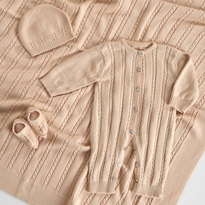 4 Pieces Cotton Modal Maternity Knitting Set AGM-0602 and other Purchase Wholesale saida maternidade. Free Returns & Net 60 Terms on Faire trending on Faire.