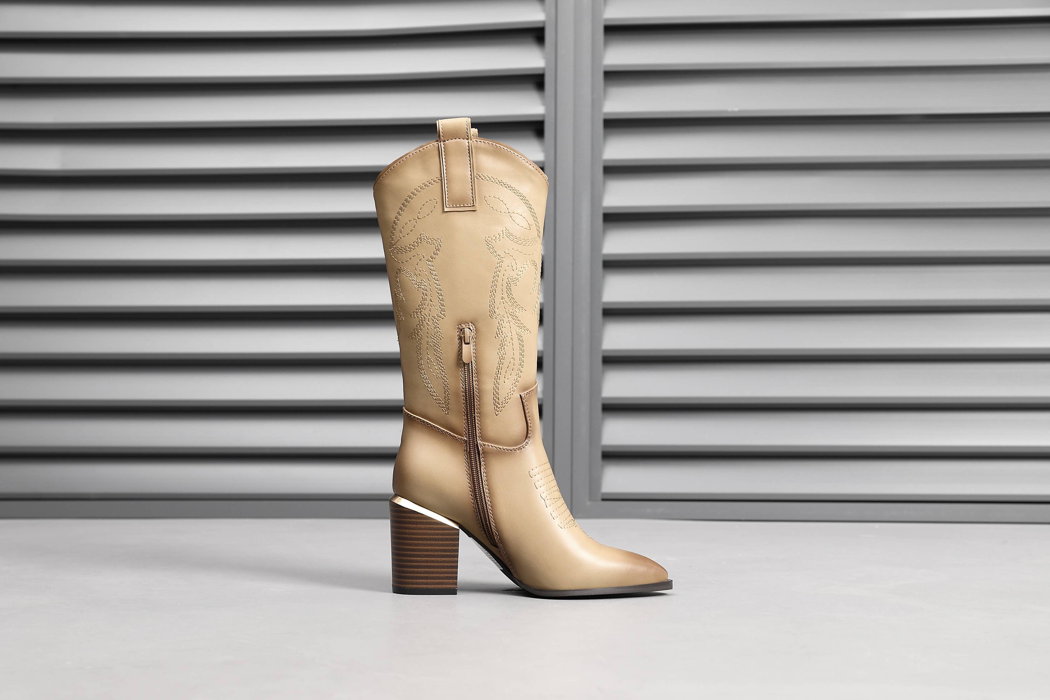 Top Staka - Wholesale Cowboylaarzen - Dames - A2374 Dames cowboylaarzen met hoge kniehoge schacht10