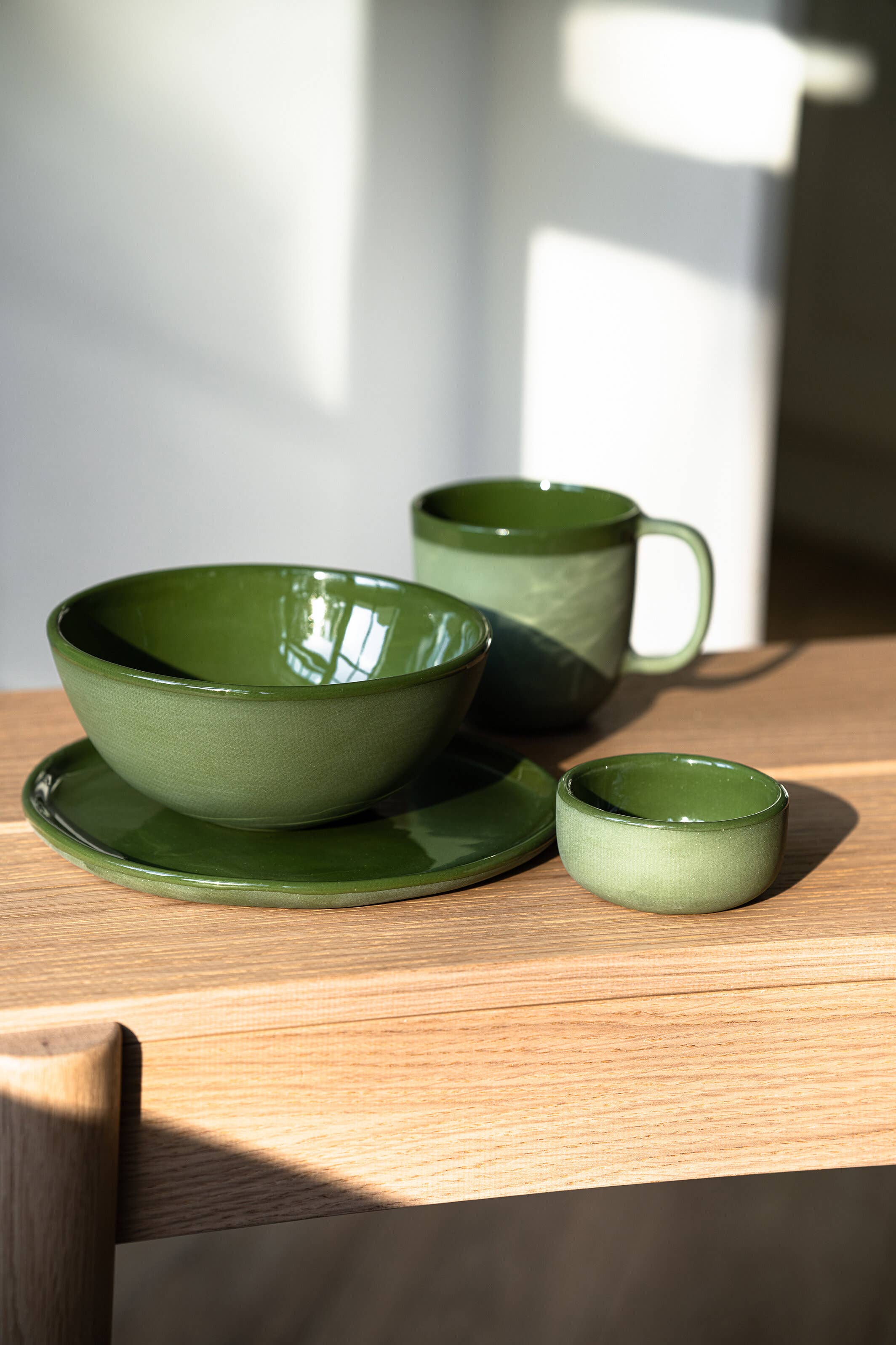 Creating Comfort Lab – wholesale Condiment/dip bowl – Handmade Porcelain Pinch Bowl. Green3