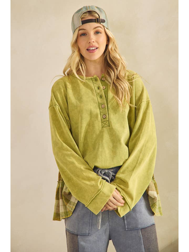 Sage + Fig - Wholesale Knit Top - Women's - RUSTIC CHARM PLAID CONTRAST TOP (ST7989)11
