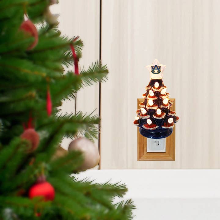 Santa’s Workshop Inc. - Wholesale Christmas Decoration - 6.5" Auburn Xmas Tree Nite Lite