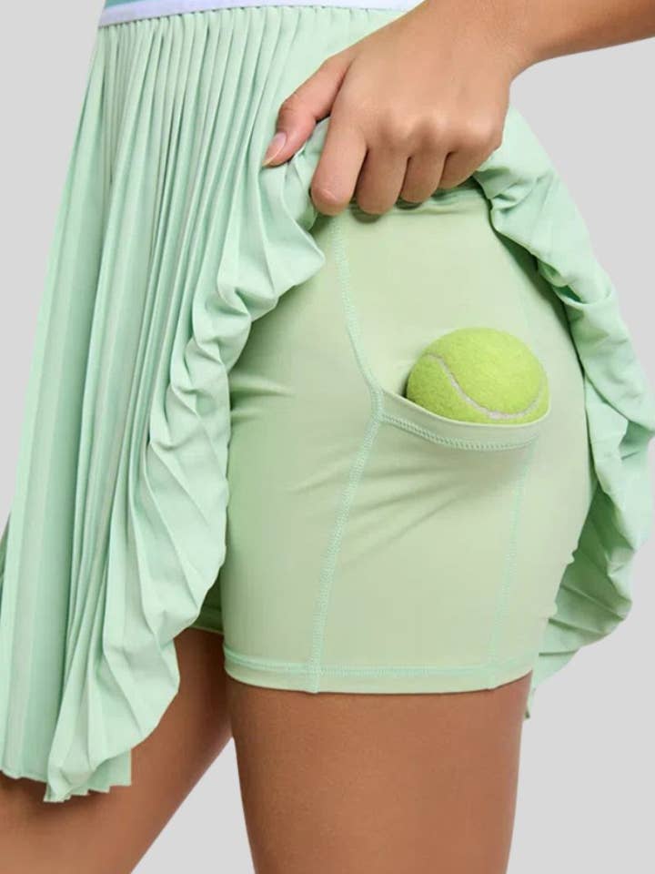 Light Green Tennis badminton quick-drying pleated dress with bra suspend for wholesale on Faire2
