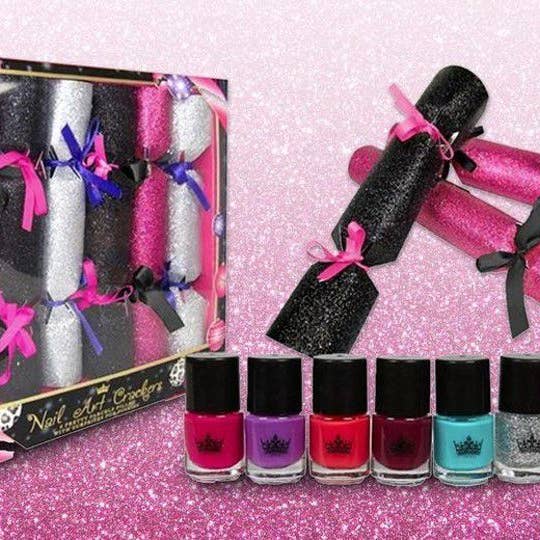 CARALI / MYC Paris - Wholesale Nail Polish Set - Gift Box of 6 Christmas Crackers "Nail Polish"4