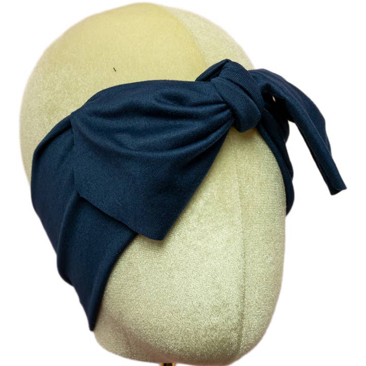 Marineblaues einfarbiges Stirnband mit Knoten. für den Großhandel von The Sassy Olive Handmade Headbands