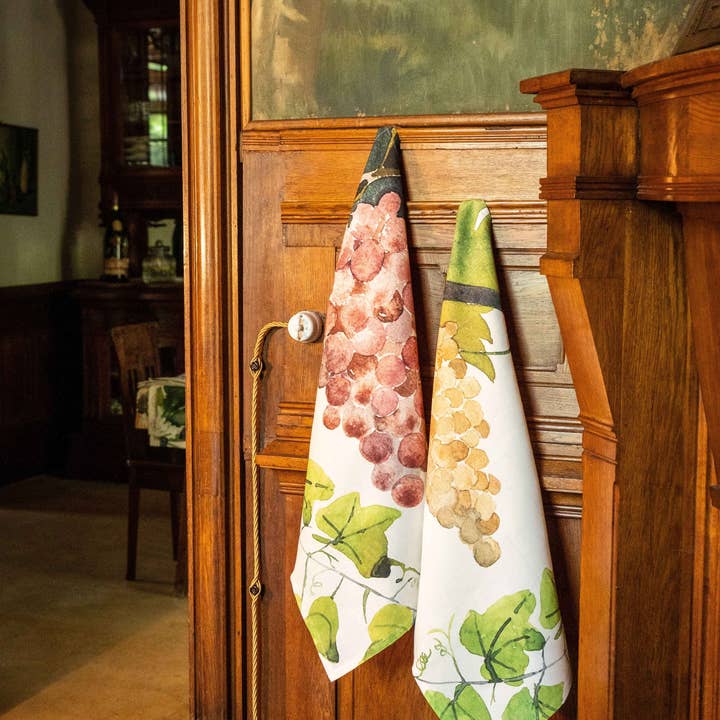 The Napking - Wholesale Tea Towel - Kitchen Towels "Grapes", 100% Made in Italy1