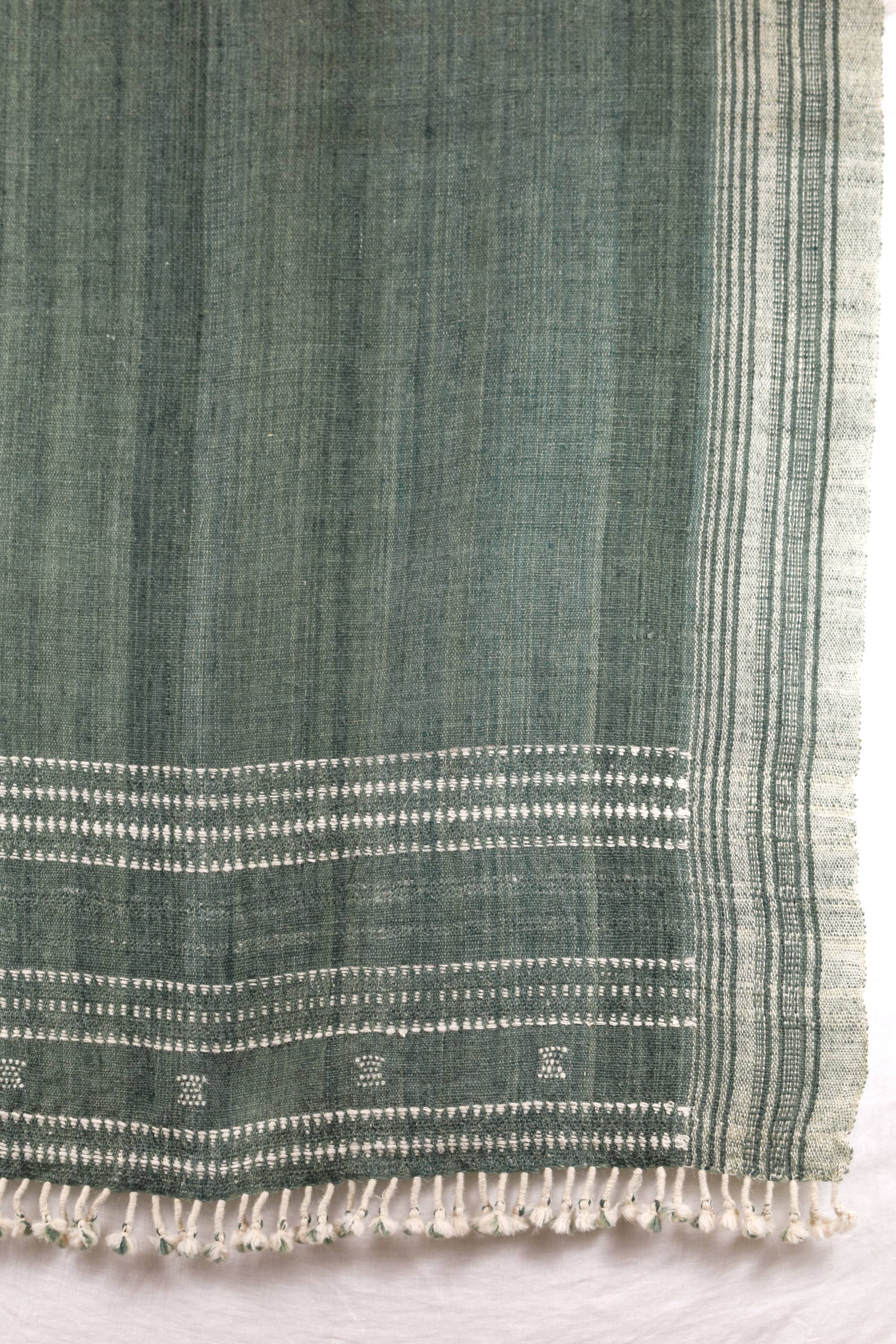 Xasmin Interiors LLC – Großhandel Überwurfdecke – Chamele Wolldecke1