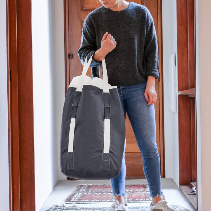 CleverMade - Wholesale Laundry Bag - Laundry Duffel