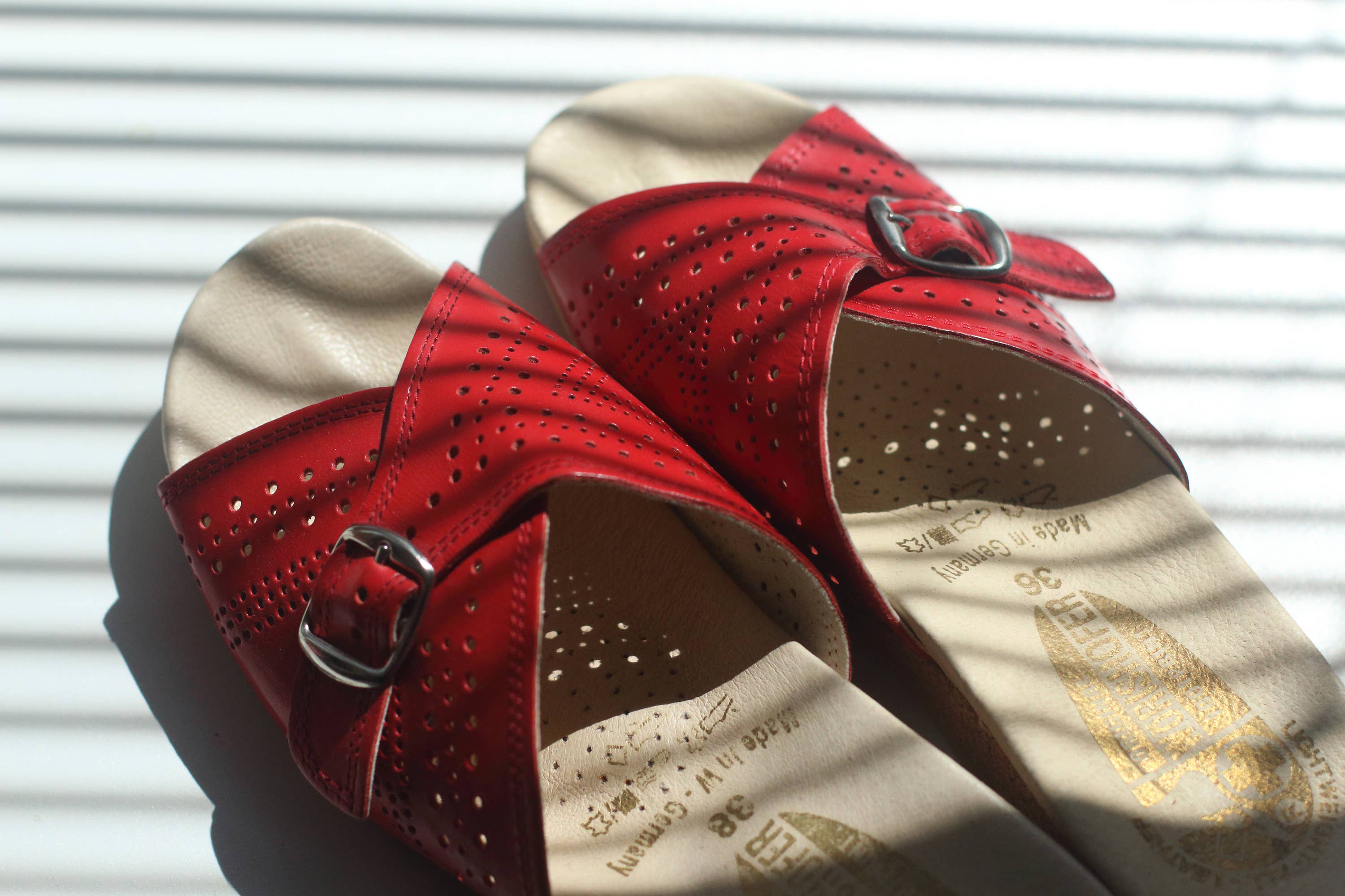 Worishofer - Wholesale Sandals - Women's - 251 Kirsche Vintage Leather & Cork Sandals - Red2