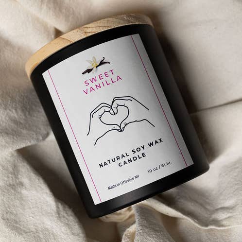 Sweet Vanilla Wood Wick Soy Candle for wholesale by Amara Candles