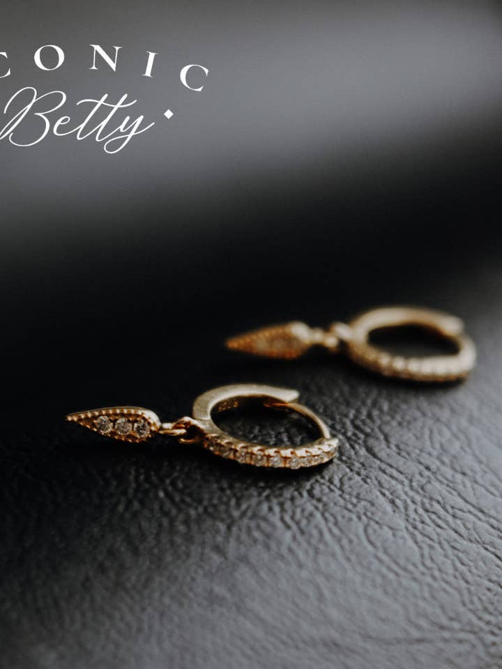 The Lileth for wholesale by Lia Reese Canada