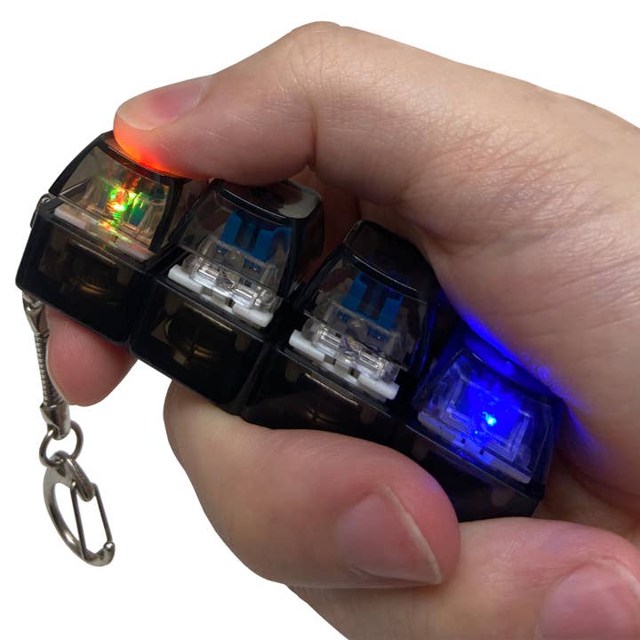 Streamline - Wholesale Keychain - Unisex - Keyboard Fidget LED Keyring - Black3