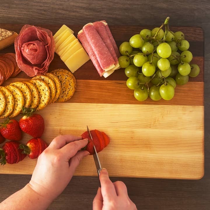 Holzer Handcrafted ® - Wholesale Cutting Board - Handmade Cutting Board 18" x 12" x 1.4" | Maple, Cherry, Sapele, Walnut Hardwood | Holzer Handcrafted7