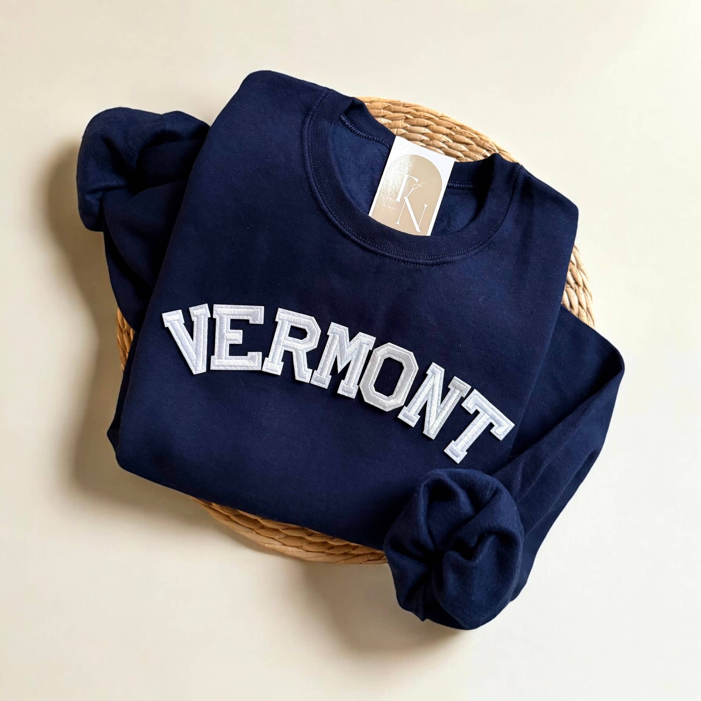 Threads And Needles, INC. - Wholesale Sweatshirt - Unisex - VERMONT Sweatshirt, Vermont Gifts3