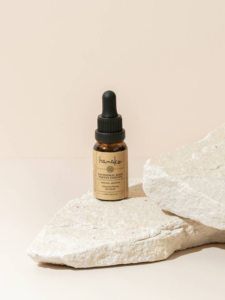 Essenza Cathedral Rock Vortex per la vendita all'ingrosso da parte di Hanako Therapies