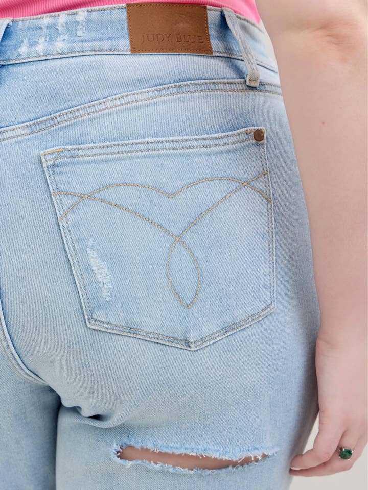 HW Destroy & Back Ripped 90's Straight for wholesale by Judy Blue Jeans