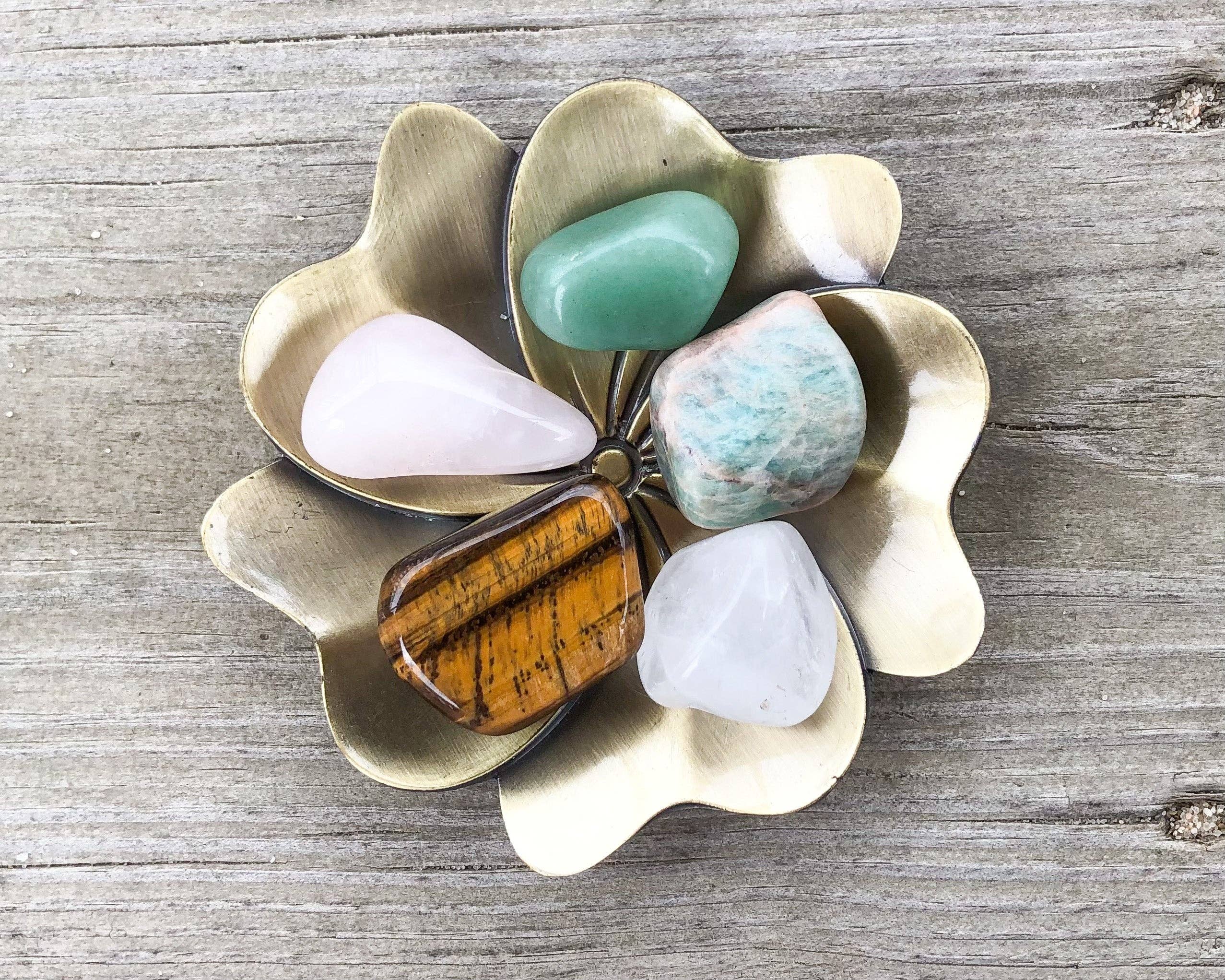 Mindful Intentions® - Wholesale Spiritual Stone/Crystal - Confidence Crystal Set in Jar1