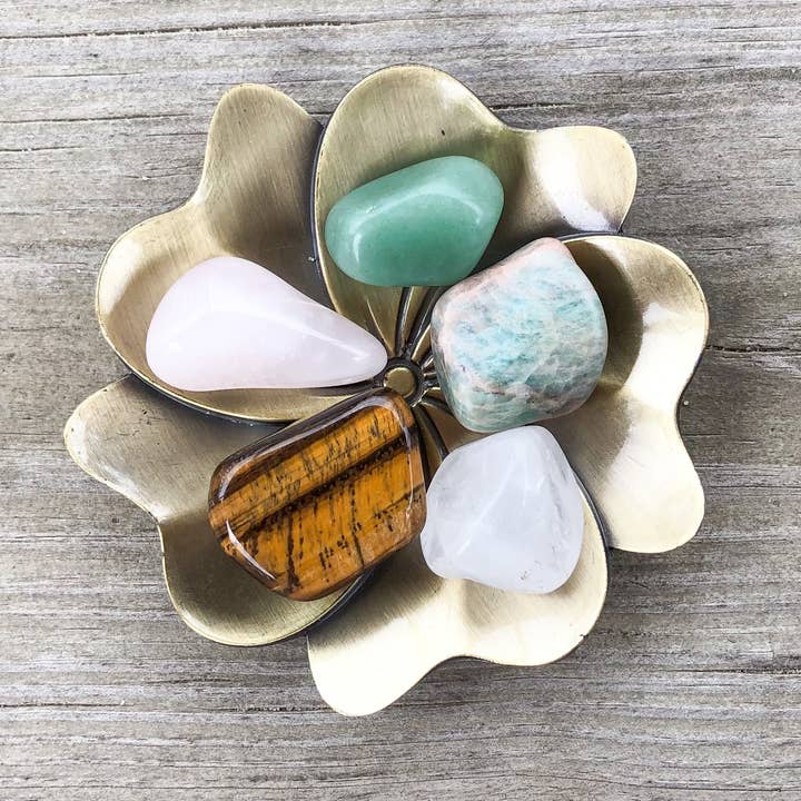 Mindful Intentions® - Wholesale Spiritual Stone/Crystal - Confidence Crystal Set in Jar1