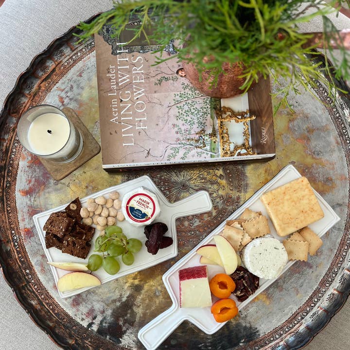 Plateaux de fromages en deux tailles DISPONIBLES MARS 2026 pour la vente par Relish