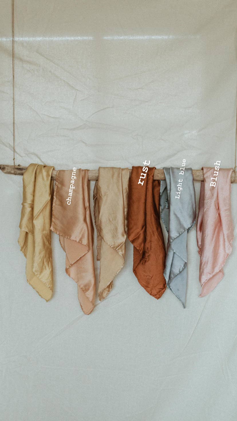 Eloise et moi - Wholesale Scarf - Women's - Naturally dyed charmeuse silk scarf14