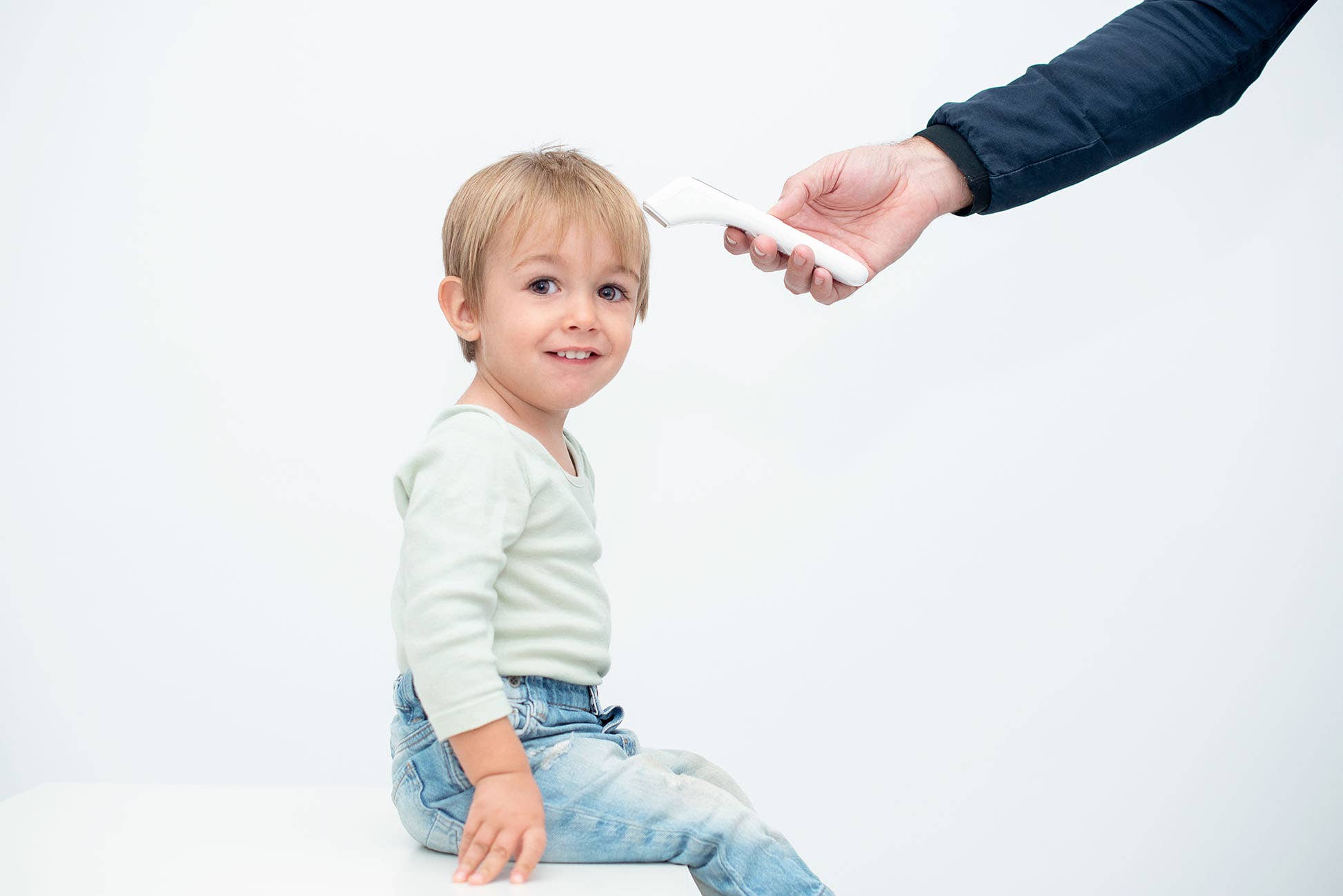 Olmitos S.A - Wholesale Thermometer - INFRARED THERMOMETER10