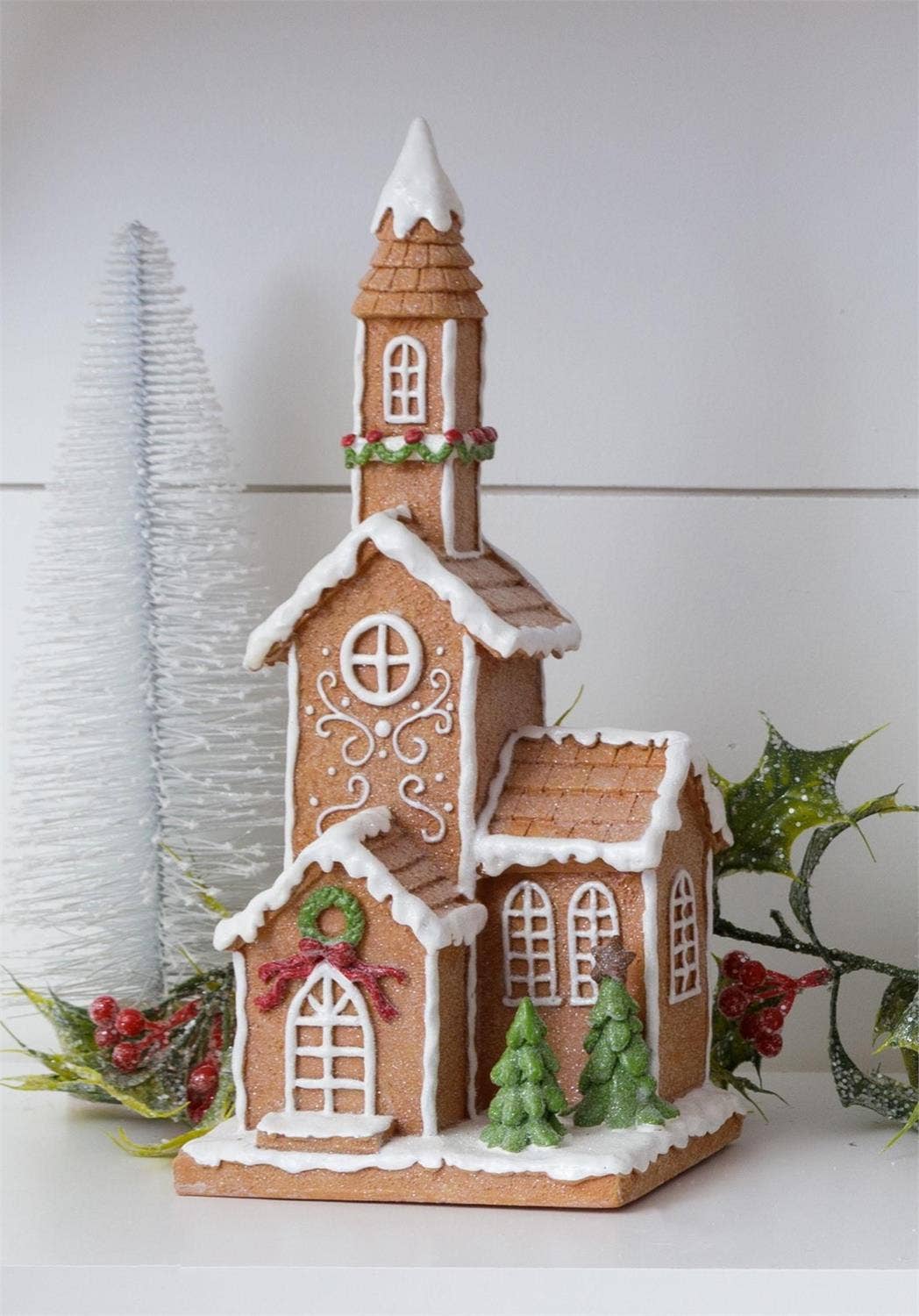 Audrey's Home & Gift – Decoração de Natal por atacado – Igreja de Biscoito de Gengibre em Pedra e Resina1