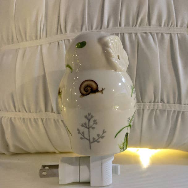 Green Pastures Wholesale - Wholesale Night Light - Night Lights - Elegant 24K Owl 3