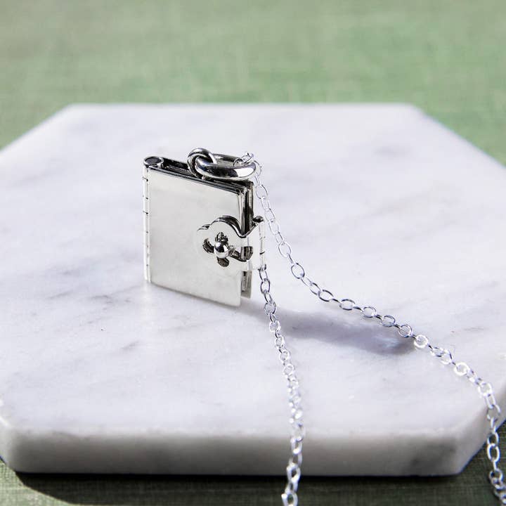 Otis Jaxon London – wholesale Locket necklace – Sterling Silver Book Locket Necklace7