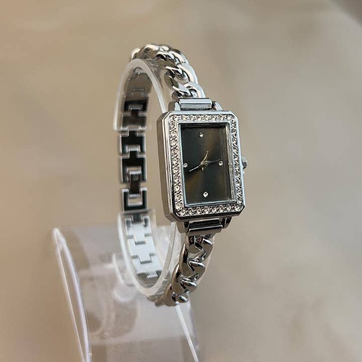 WoodWristCo – wholesale Wrist watch – Women's – Women's Niche Fashion Bracelet Watch4