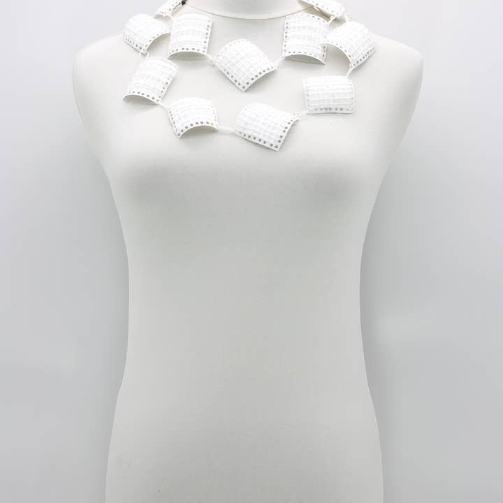 Jianhui London - Wholesale Bib Necklace - Thread On Square Recycled Plastic Necklace7