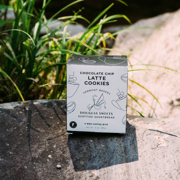 Douglas Sweets - Wholesale Cookie - Mini Box Latte Chocolate Chip Cookies Shortbread