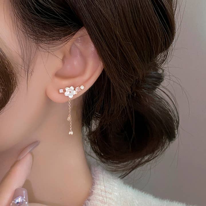 Sterling Silver Natural Mother of Pearl Flower Crawler Earrings for wholesale by happyzzzsu