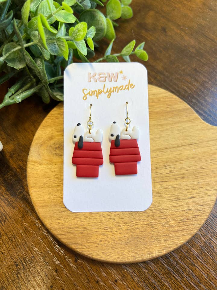 Dog on House for wholesale by K&W Simply Made