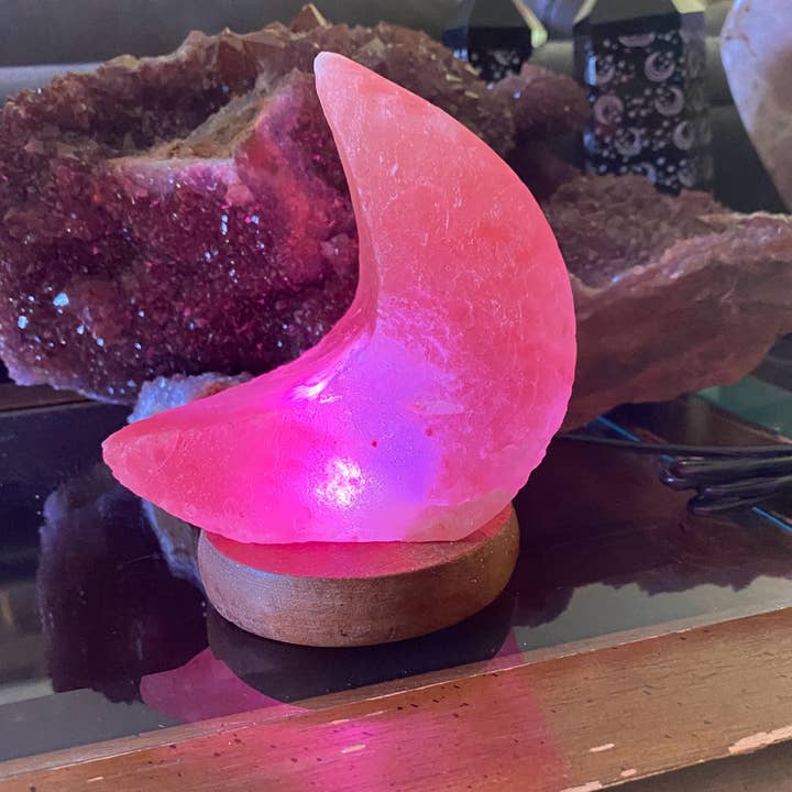 Coconut Quartz – Candeeiro de sal por atacado – Luminária de Sal Rosa do Himalaia em Forma de Lua Crescente com Luz Noturna1