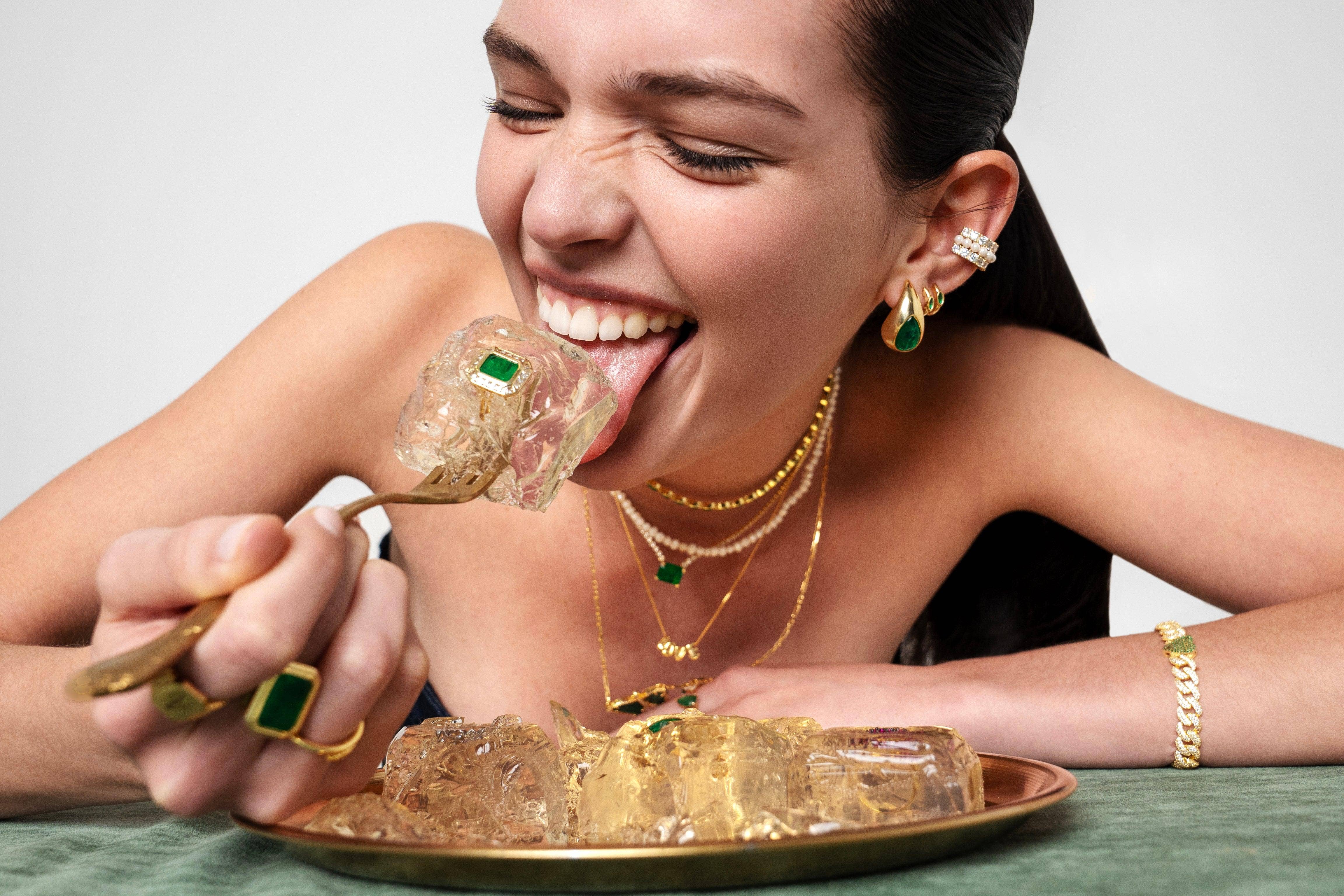 Selen Jewels - Wholesale Dangle Earrings - Gold Emerald Teardrop Earrings1