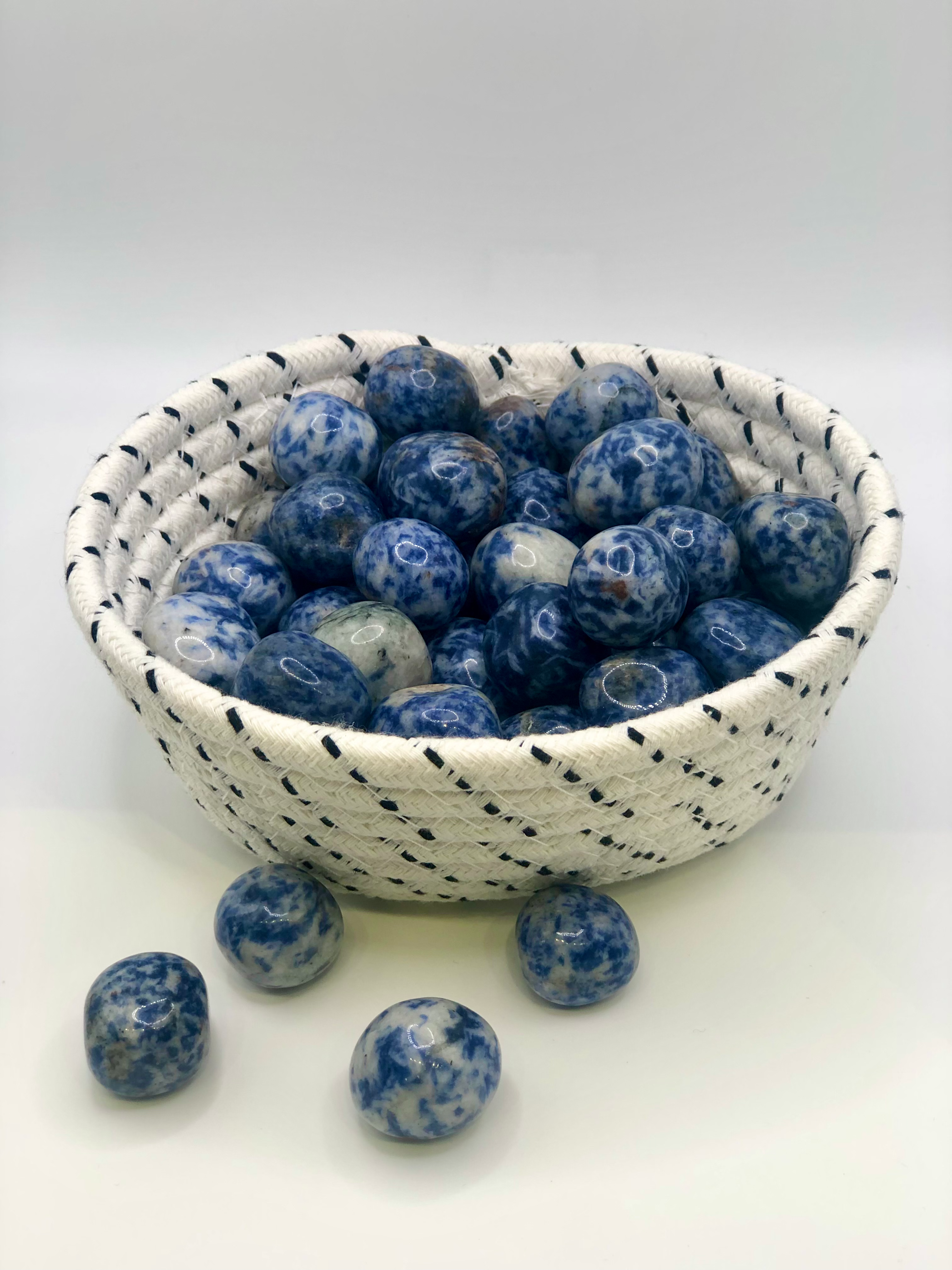 Oils and Auras – wholesale Andlig sten/kristall – Blå jaspiskristall tumlande sten2