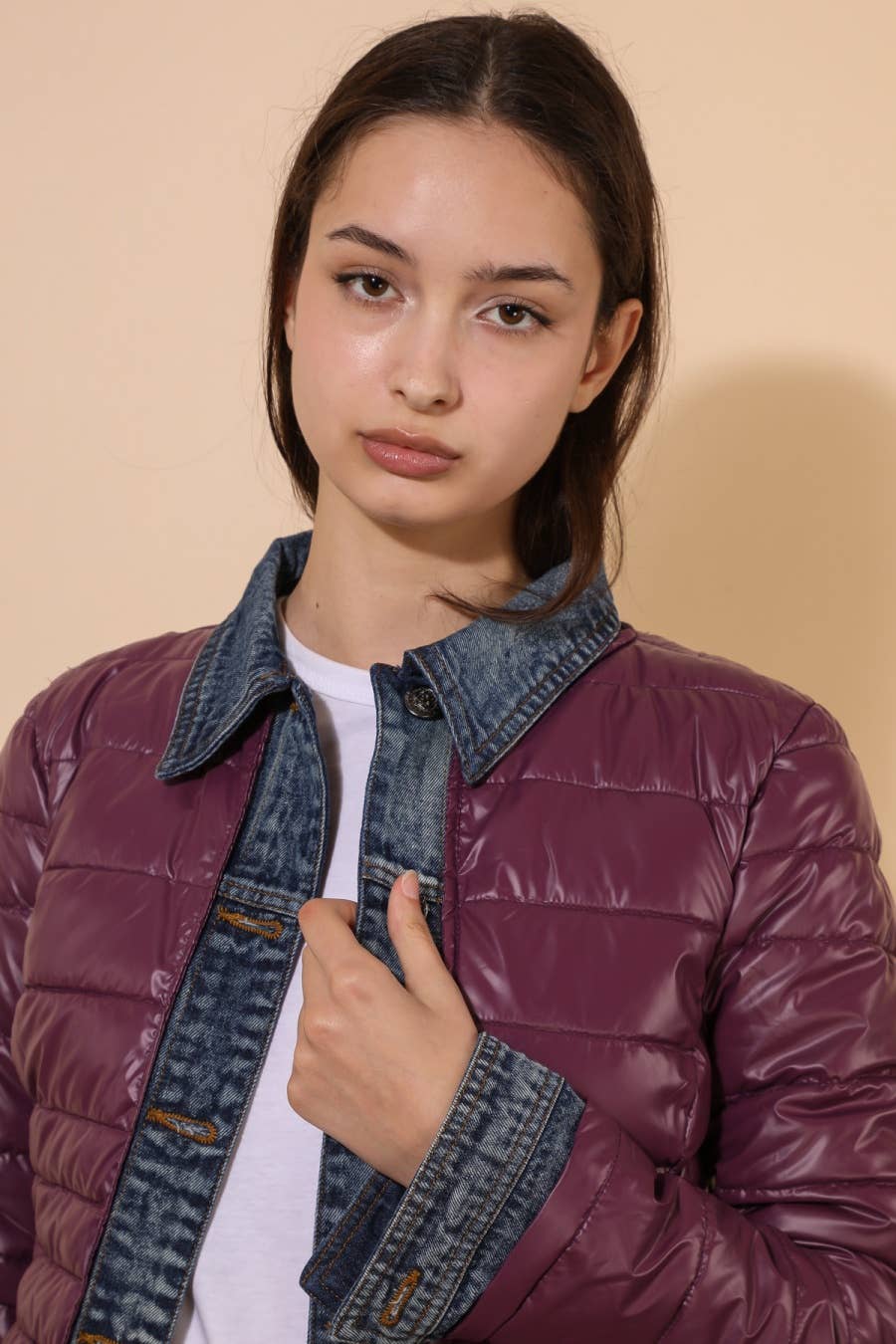 Attrait Paris - Wholesale Pufferjack - Dames - Kenza metalen jeansjack van twee materialen29