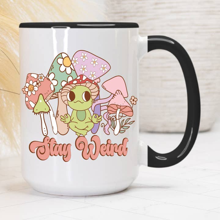 Stay Weird Meditation Kaffeebecher mit Froschmotiv, kleine Hippie-Kaffeetasse für den Großhandel von BellaJae Creations & Co.