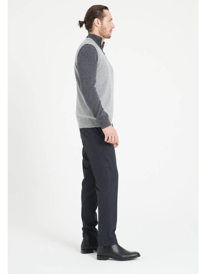 light grey Men's V-neck cashmere sweater LUKE 9 for wholesale on Faire3