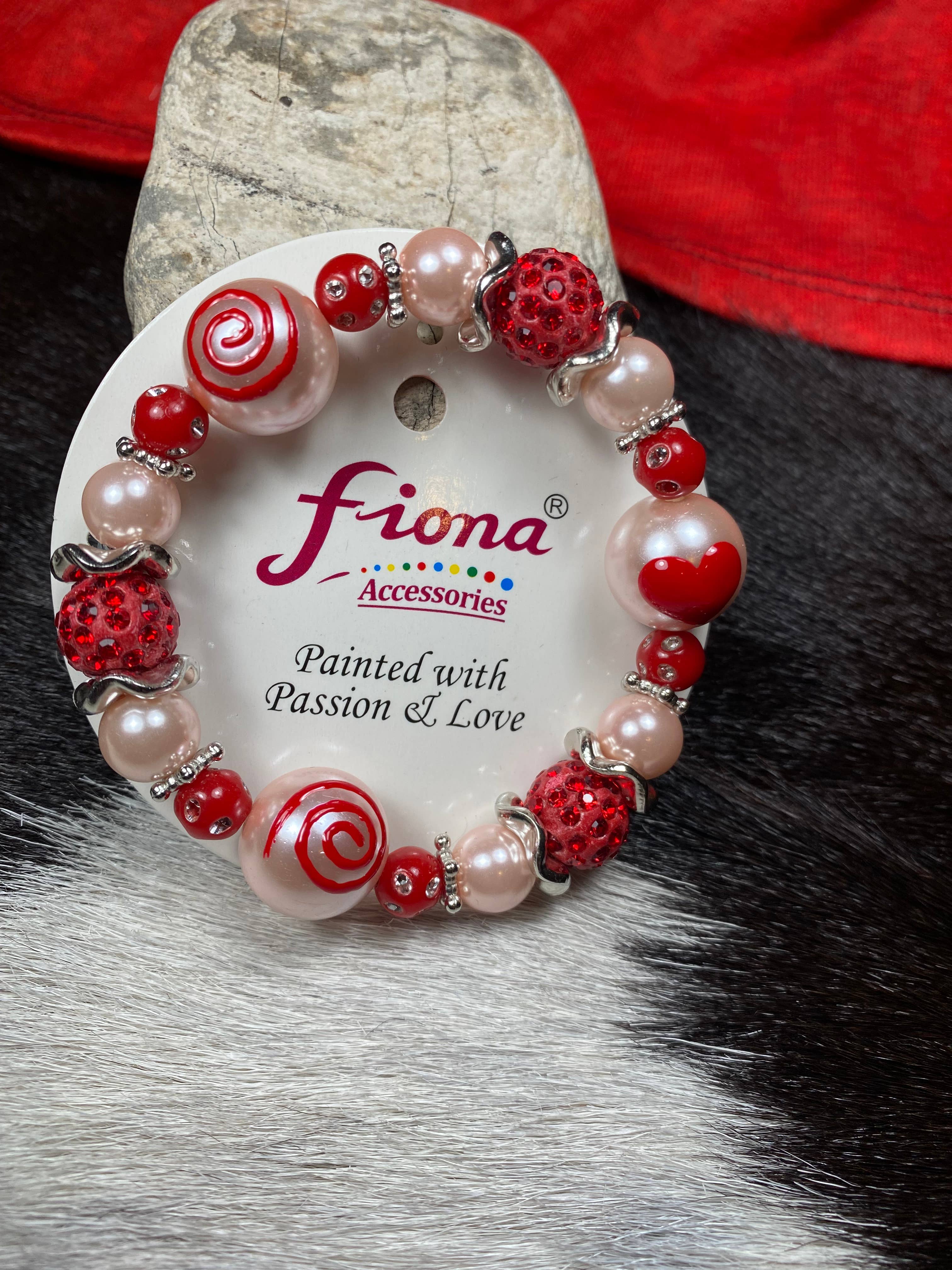 Fiona Accessories - Vente Bracelet de perles - Bracelets coeur Saint-Valentin 36 pièces avec affichage coeur rouge6