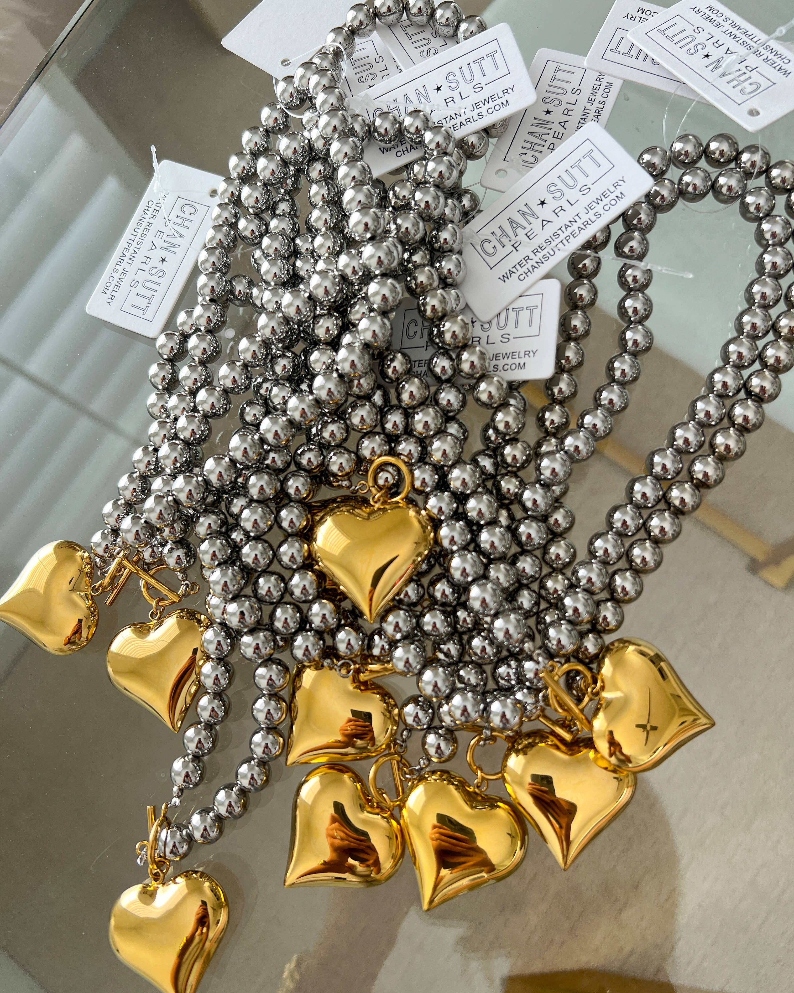 CHANSUTTPEARLS - Wholesale Pendant/Charm Necklace - GLAM HEART NECKLACE1