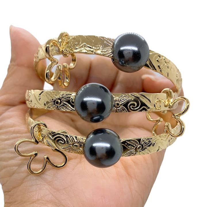 Anela's Jewelry - Wholesale Charm/Dangle Bracelet - 7mm Hawaiian Floating Black Shell Pearl Hamilton Gold Bracelet (7mm) with Flower Charm1