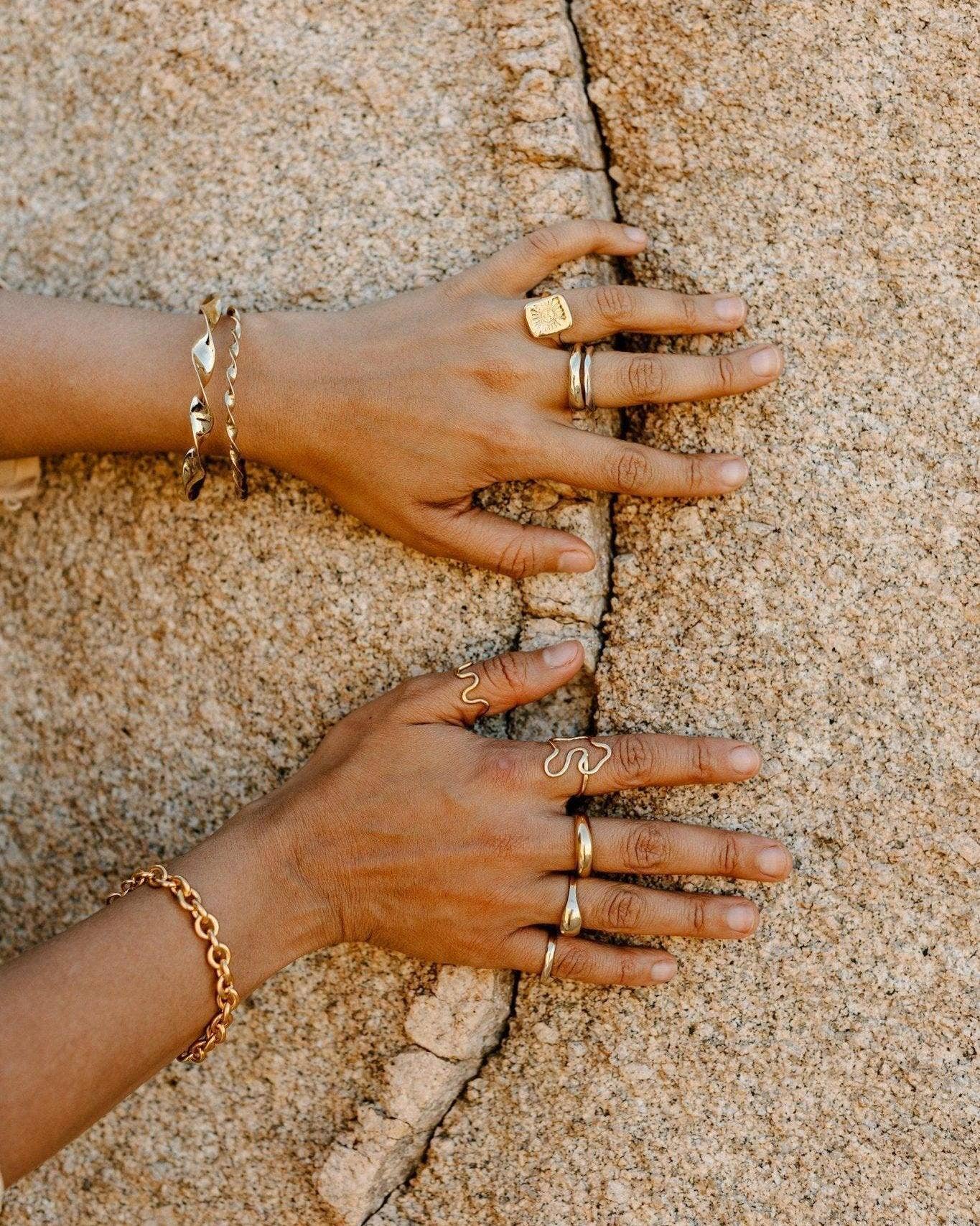 Dea Dia - Wholesale Band/Stacked Ring - Dome Pinky Ring4